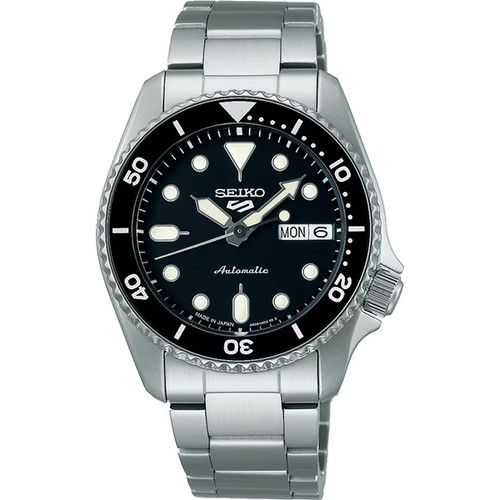 New seiko sports - new, skx
