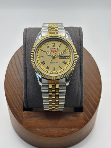 Seiko two tone automatic - 5,