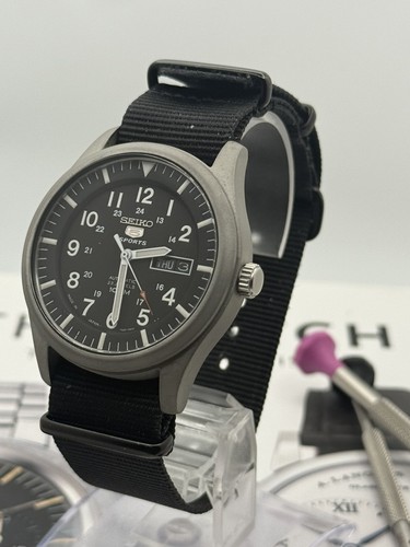Seiko sports field watch - 5,