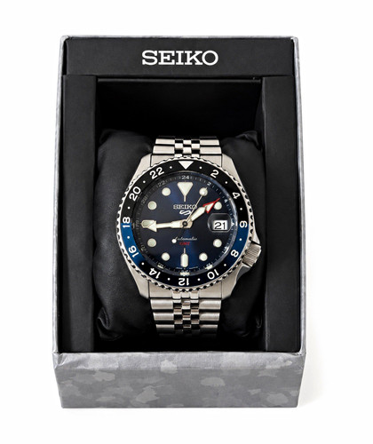 Seiko sports gmt ssk003k1 - 5,