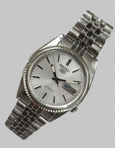 Working item seiko 7009 - working,