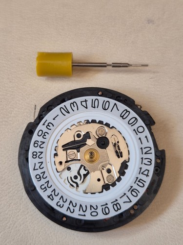 Seiko kinetic 5m62a - seiko, movement