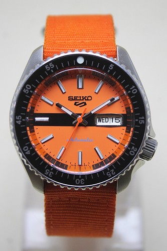 Seiko sports automatic retro - seiko,